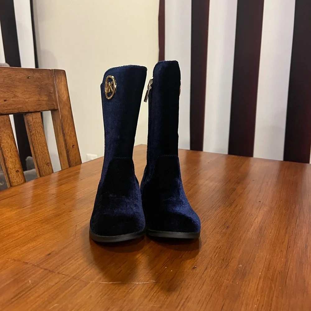 Michael Kors Emma Lily velour Boots new navy blue Girls Toddlers Size 5